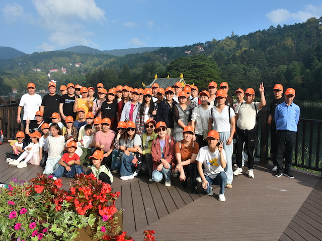 Company Team-Building Trip to Lushan and Jingdezhen